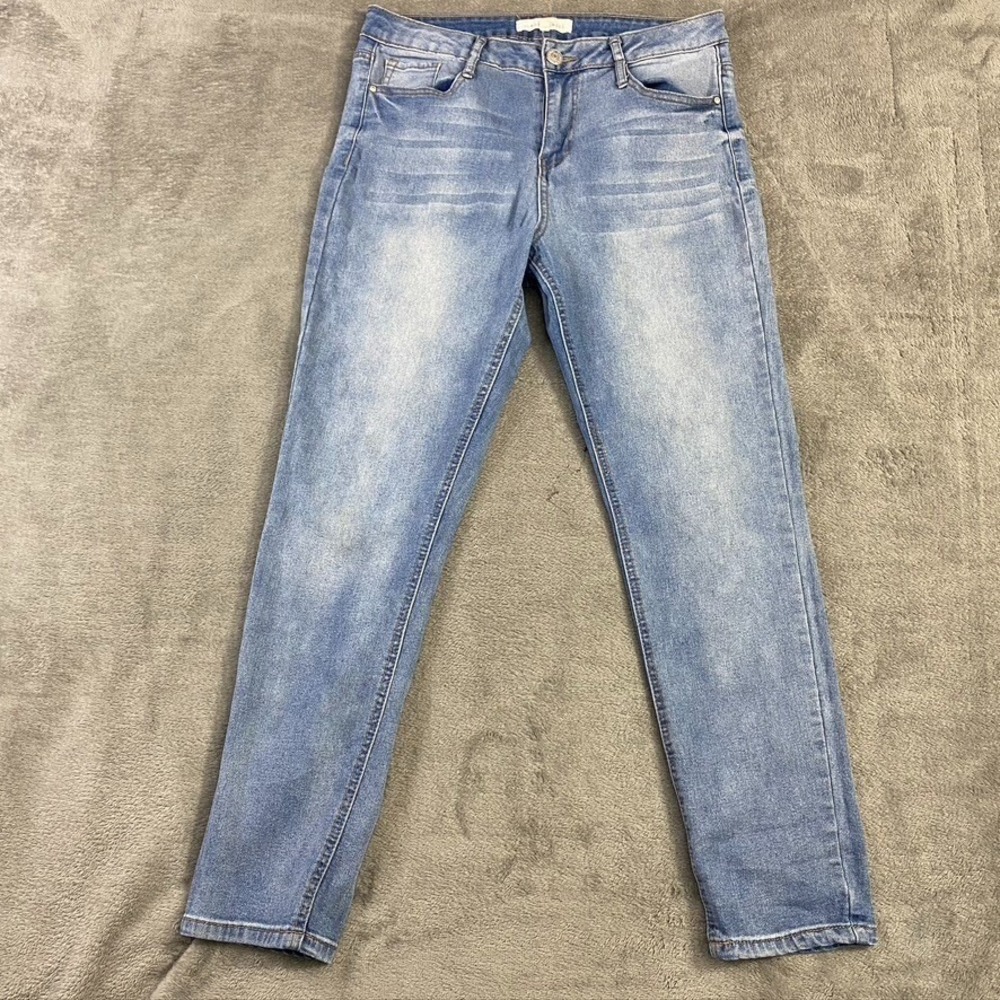 Almost Famous Jeans Womens Size 11 Blue Skinny Stretch Grunge Denim Pants